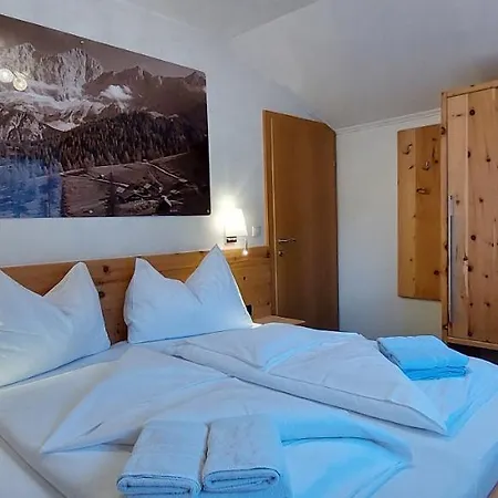 Апартаменты Gastehaus Bergwelt *